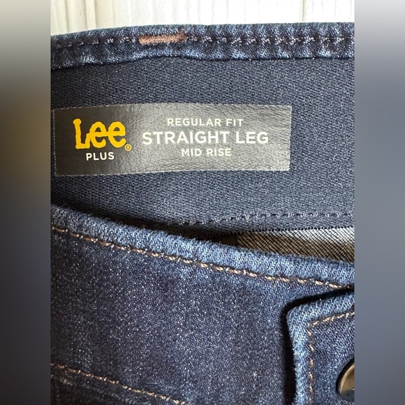 Lee Women's Dark Blue Ankle Jeans - Picture 4 of 8